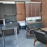 Bij Ons 'niek Guest house Den Dungen