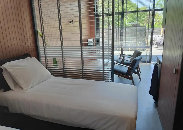 Bij Ons 'niek 3* Den Dungen