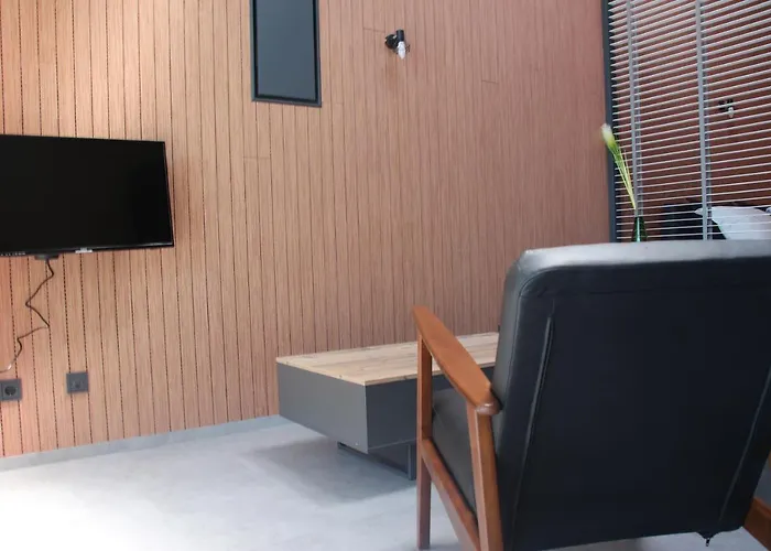 Bij Ons 'niek 招待所 3*